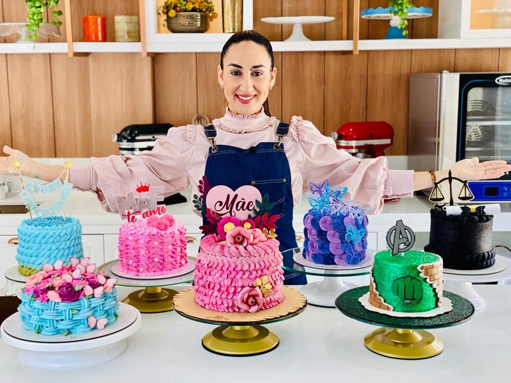 aprenda como fazer bolos com marrara bortoloti